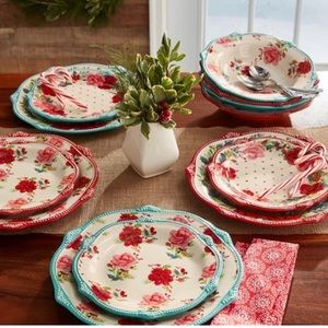 12-Piece Cheerful Rose Pioneer Woman Dinner Set NIB